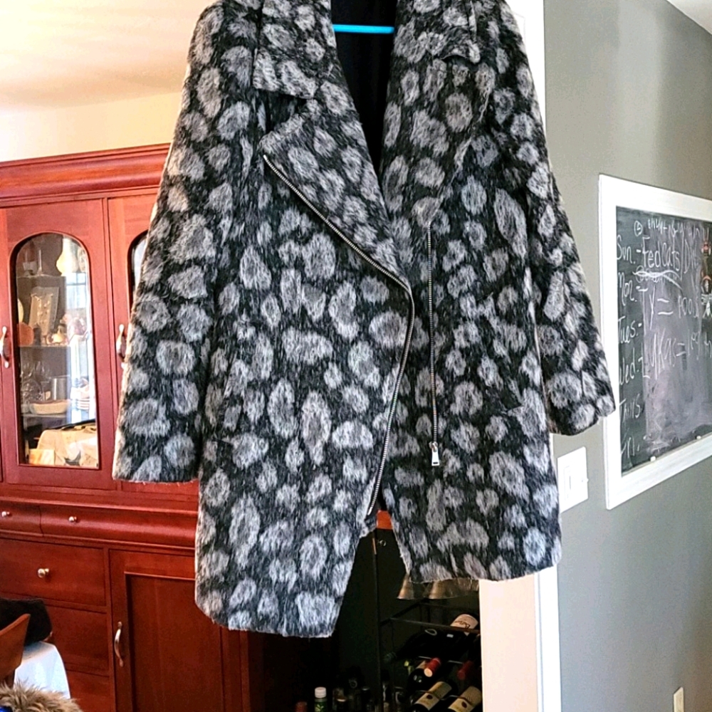 Charcoal gray mid length peacoat